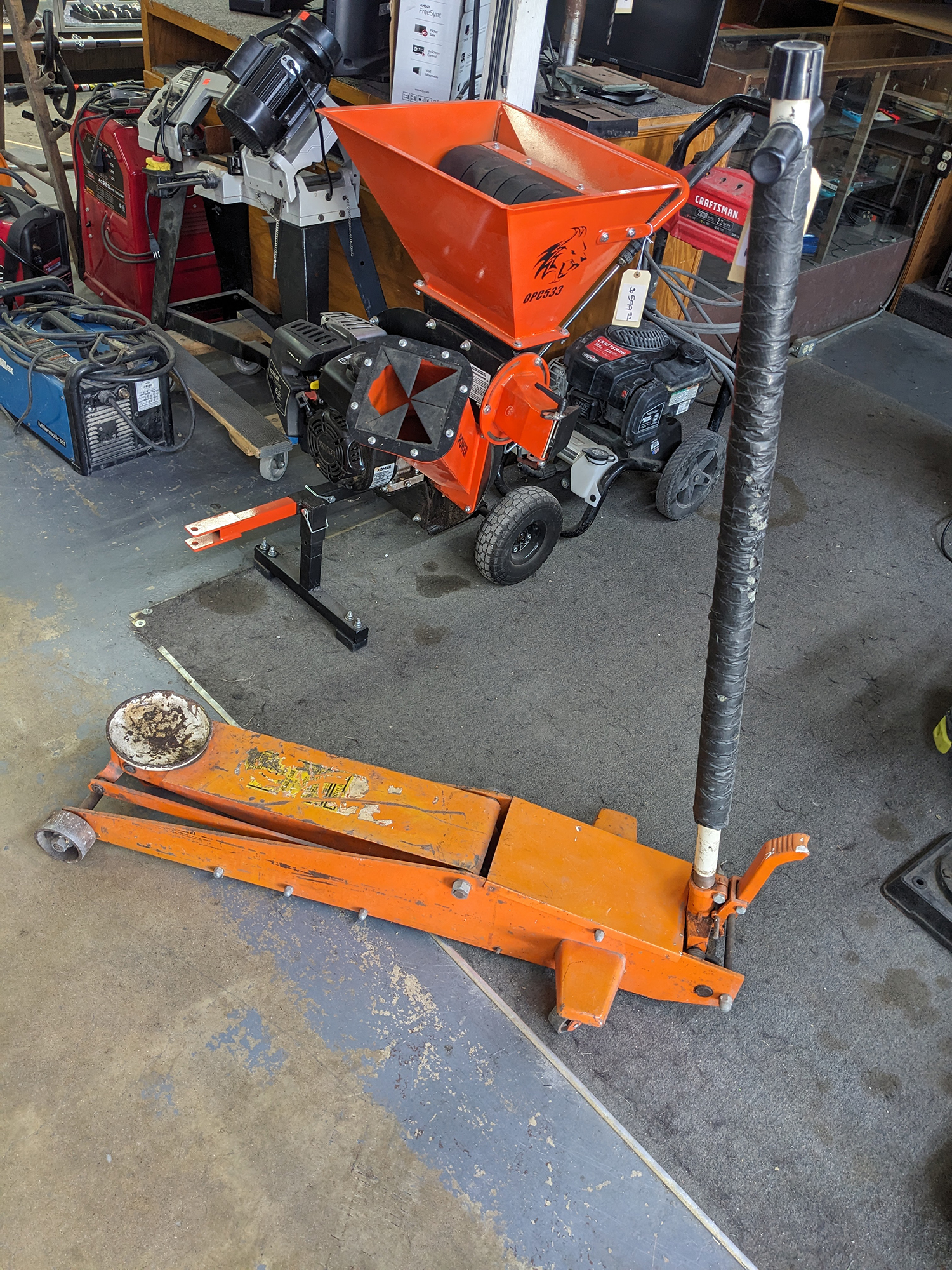 floor jack (1)