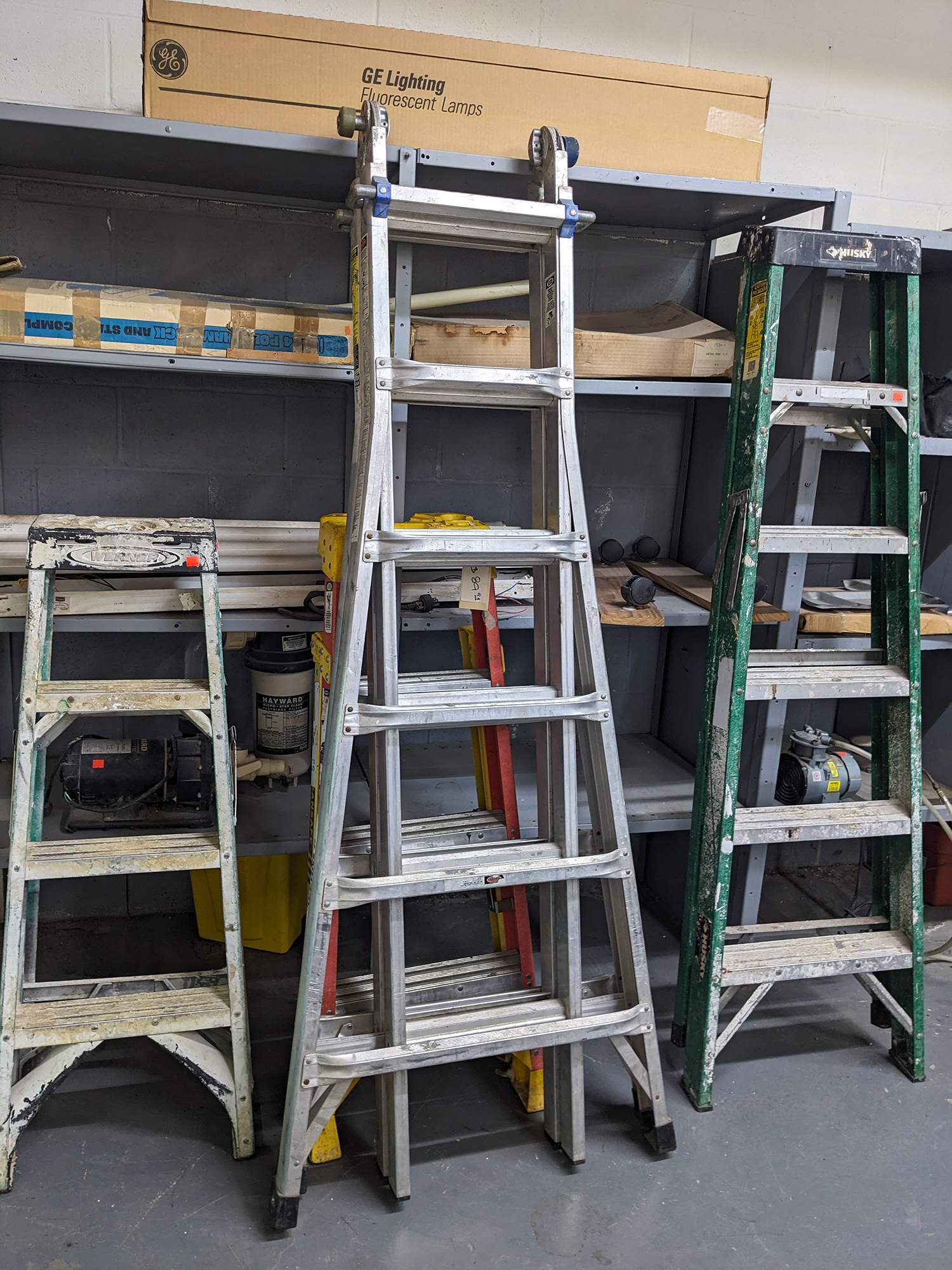 Werner MT-26 Multi Position  5 in 1  Pro 26 ft. Reach Aluminum Adjustable Multi Position Ladder, 375 lb. Load Capacity Type IAA Duty